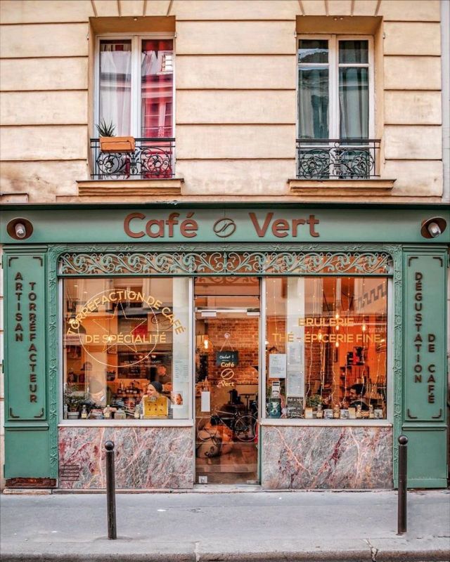 Devanture de torréfacteur dans le 12e arrondissement de Paris